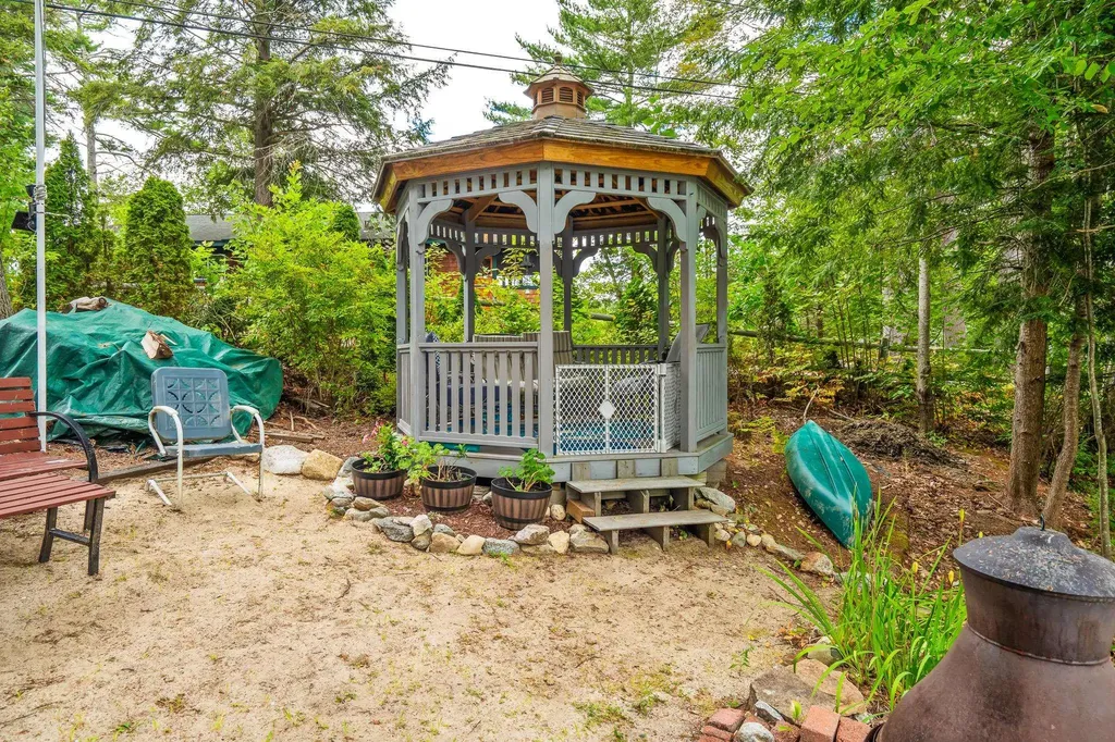 203 Krainewood Drive Moultonborough NH 03254