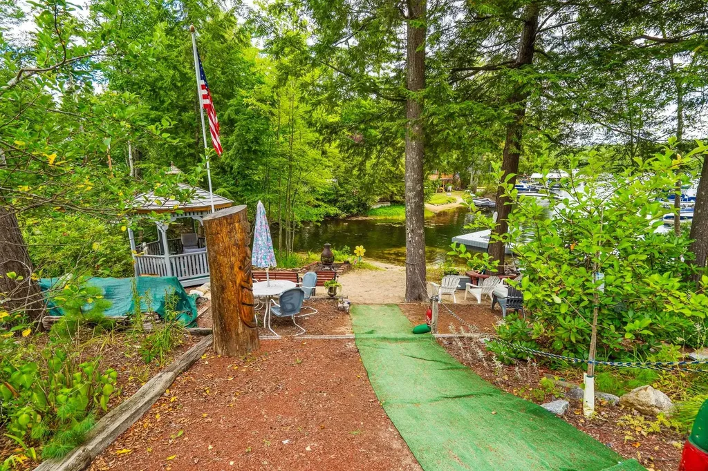 203 Krainewood Drive Moultonborough NH 03254