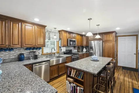 203 Krainewood Drive Moultonborough NH 03254