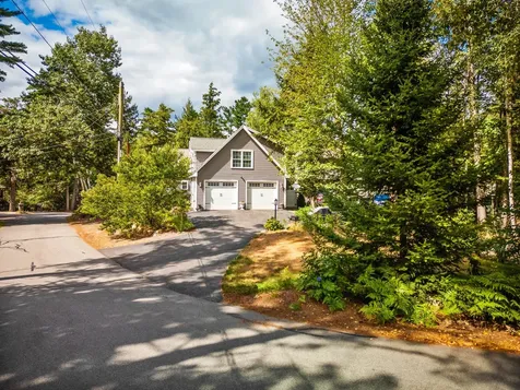 203 Krainewood Drive Moultonborough NH 03254