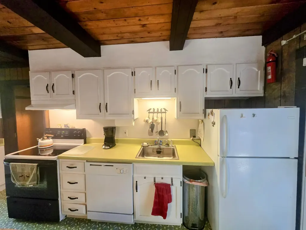 239 Kearsarge Drive Haverhill NH 03785