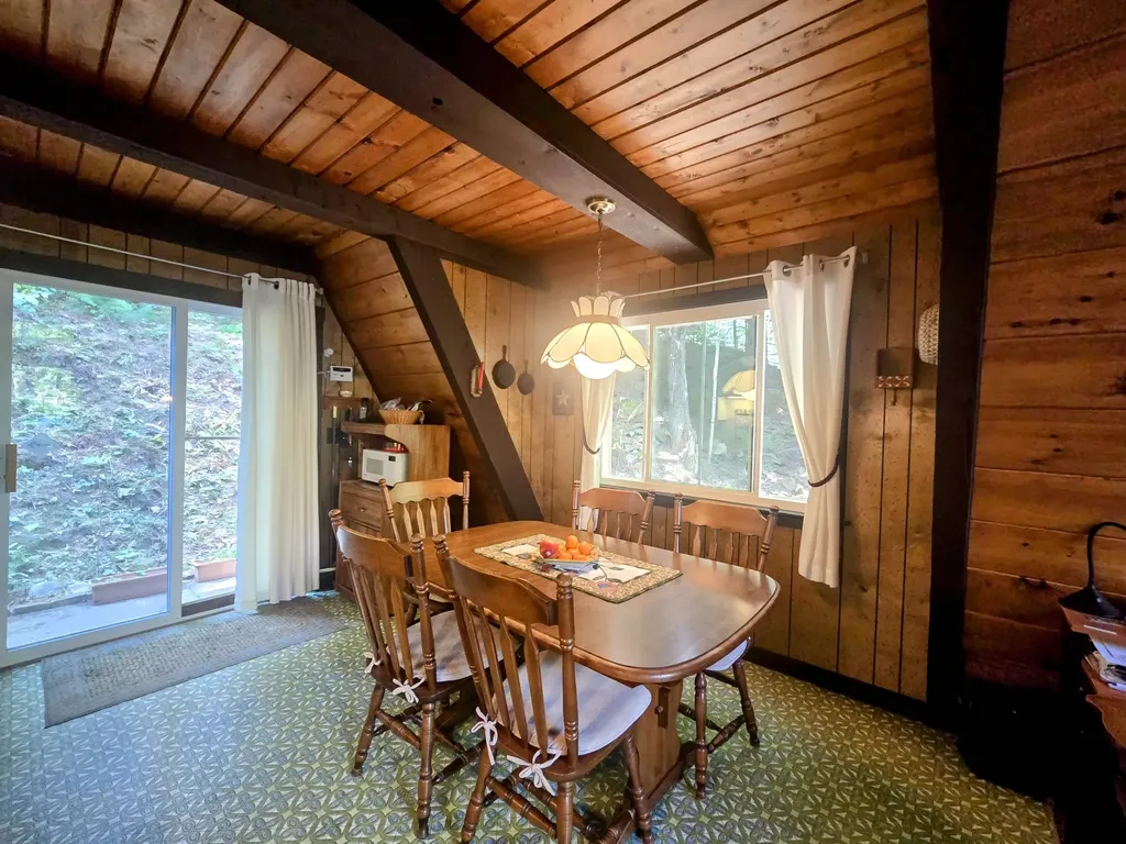 239 Kearsarge Drive Haverhill NH 03785