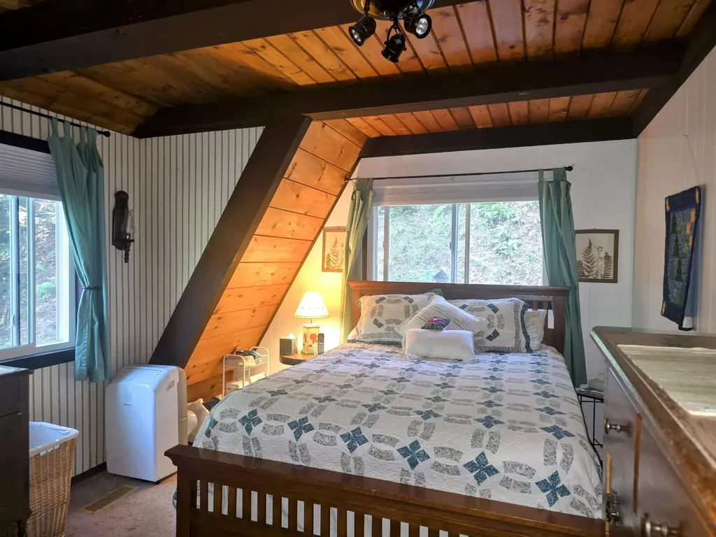 239 Kearsarge Drive Haverhill NH 03785