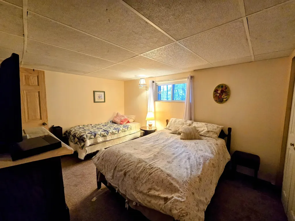 239 Kearsarge Drive Haverhill NH 03785