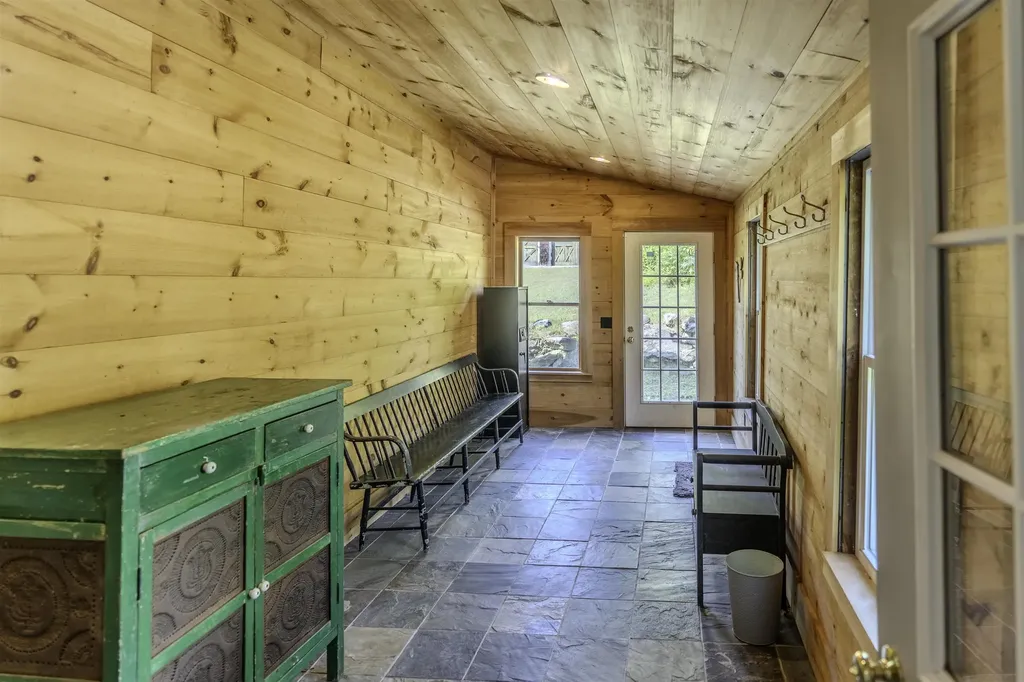 221 Grout Road Weathersfield VT 05151