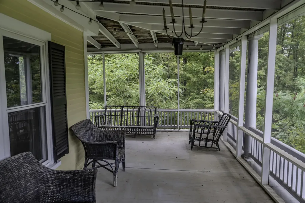 221 Grout Road Weathersfield VT 05151