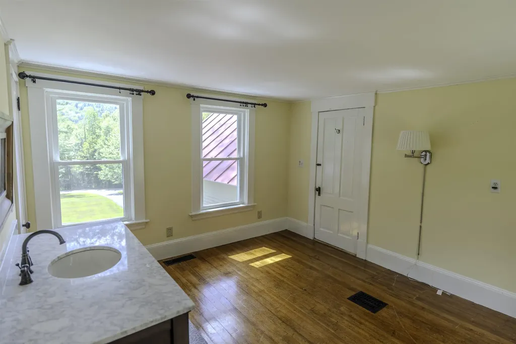 221 Grout Road Weathersfield VT 05151