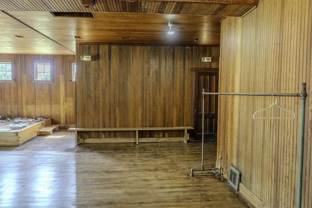 221 Grout Road Weathersfield VT 05151