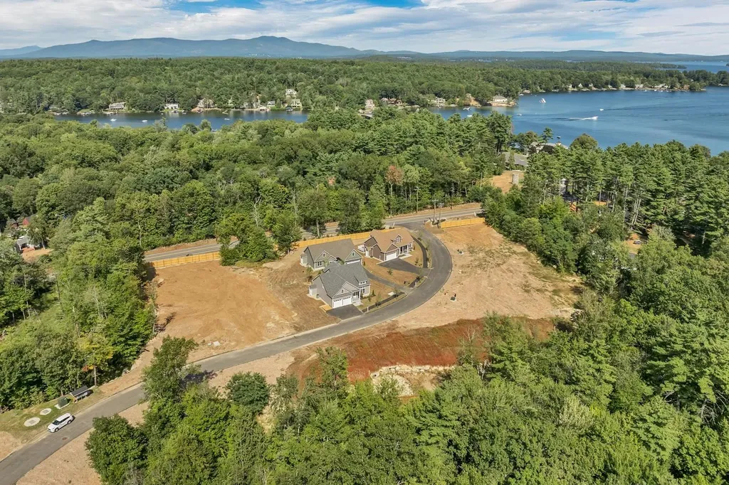 276 Sterling Drive Laconia NH 03246