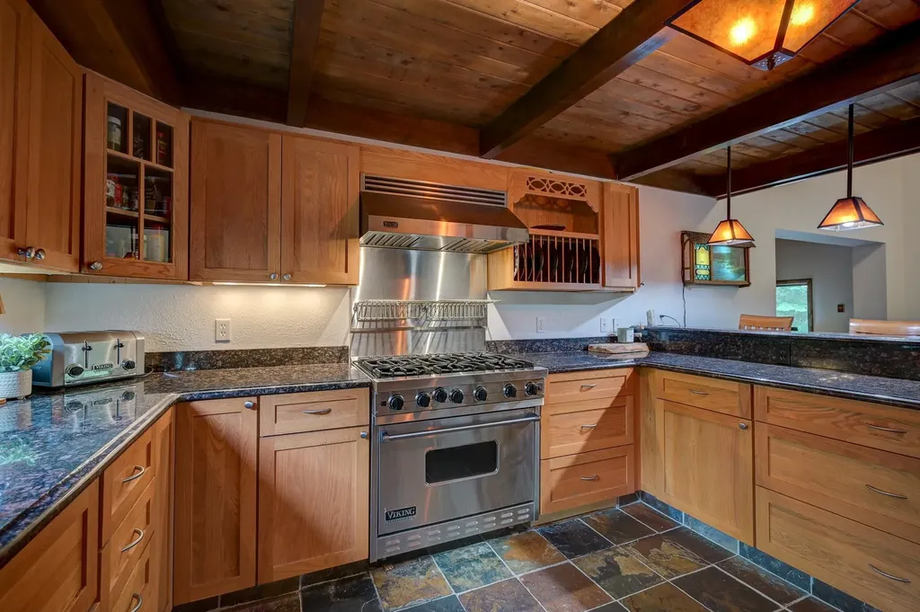 65 Mittenwald Strasse Bartlett NH 03838