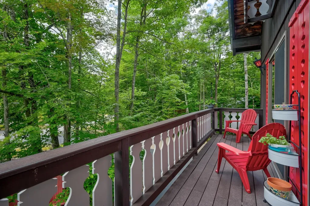 65 Mittenwald Strasse Bartlett NH 03838