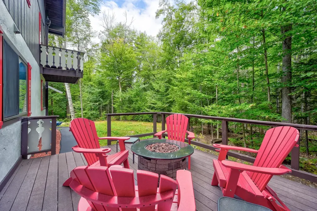 65 Mittenwald Strasse Bartlett NH 03838