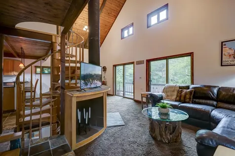 65 Mittenwald Strasse Bartlett NH 03838