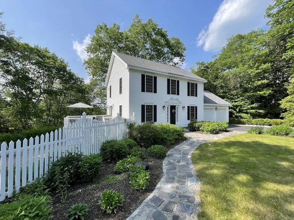 94 Currier Avenue Peterborough NH 03458