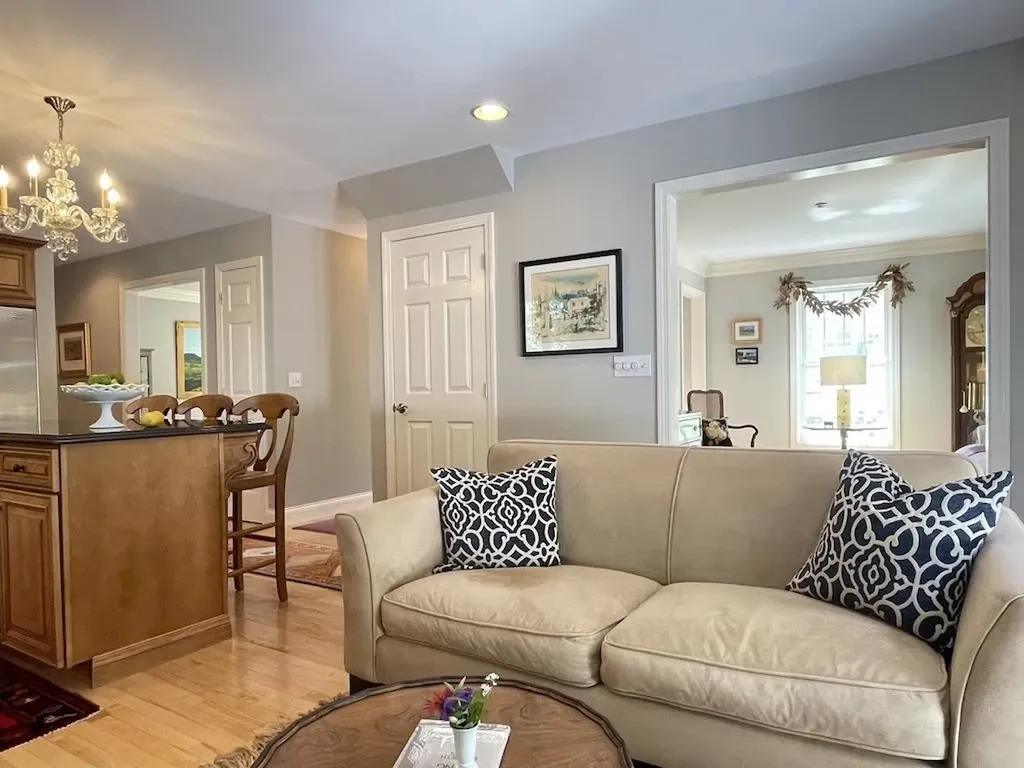 94 Currier Avenue Peterborough NH 03458