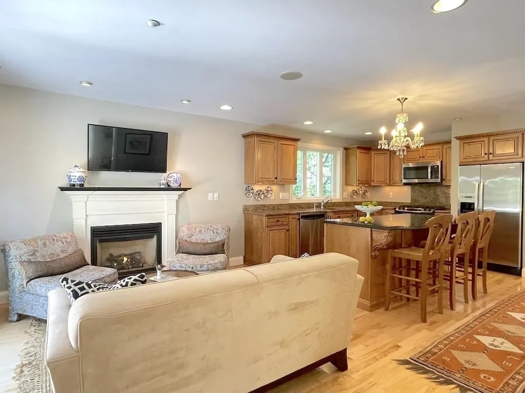 94 Currier Avenue Peterborough NH 03458