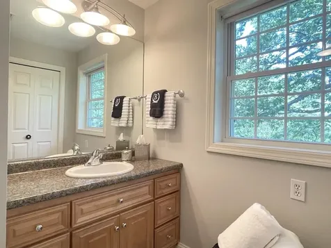 94 Currier Avenue Peterborough NH 03458