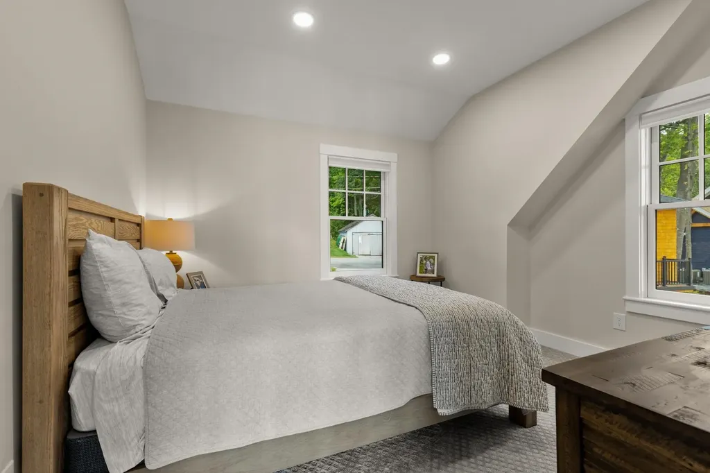 47 Varney Point Road Right Gilford NH 03249