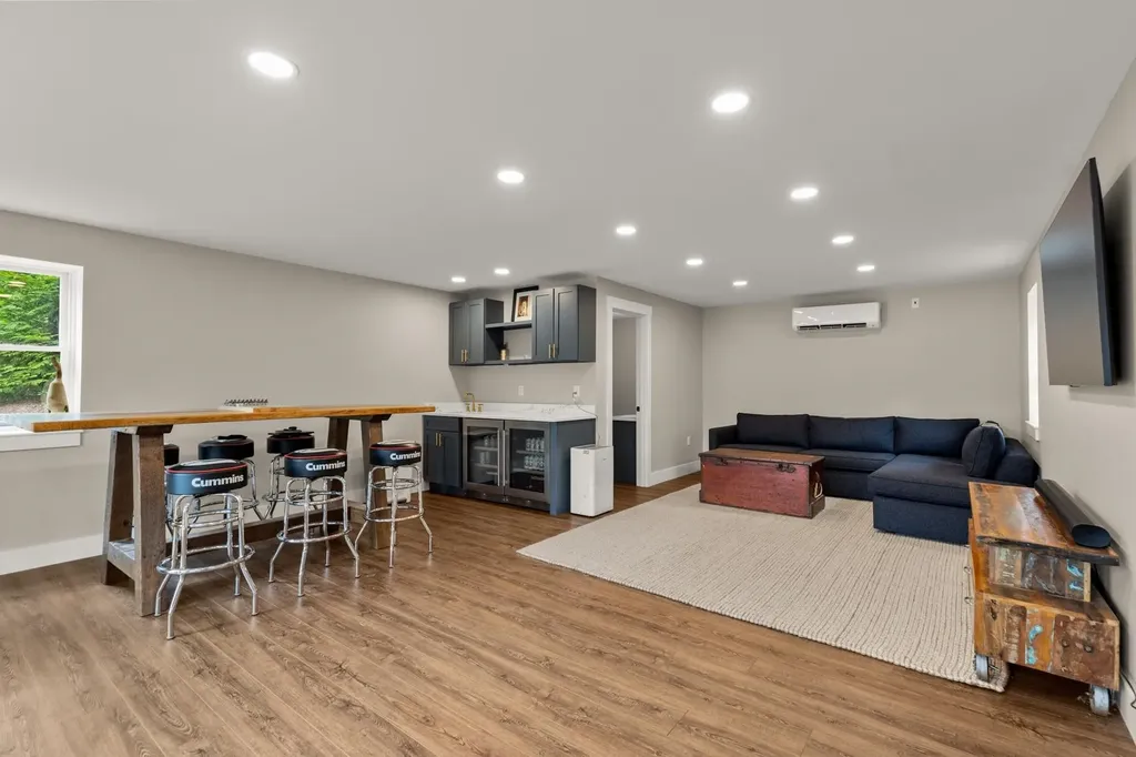 47 Varney Point Road Right Gilford NH 03249
