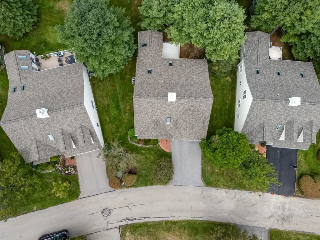 23 Hampton Meadows Hampton NH 03842