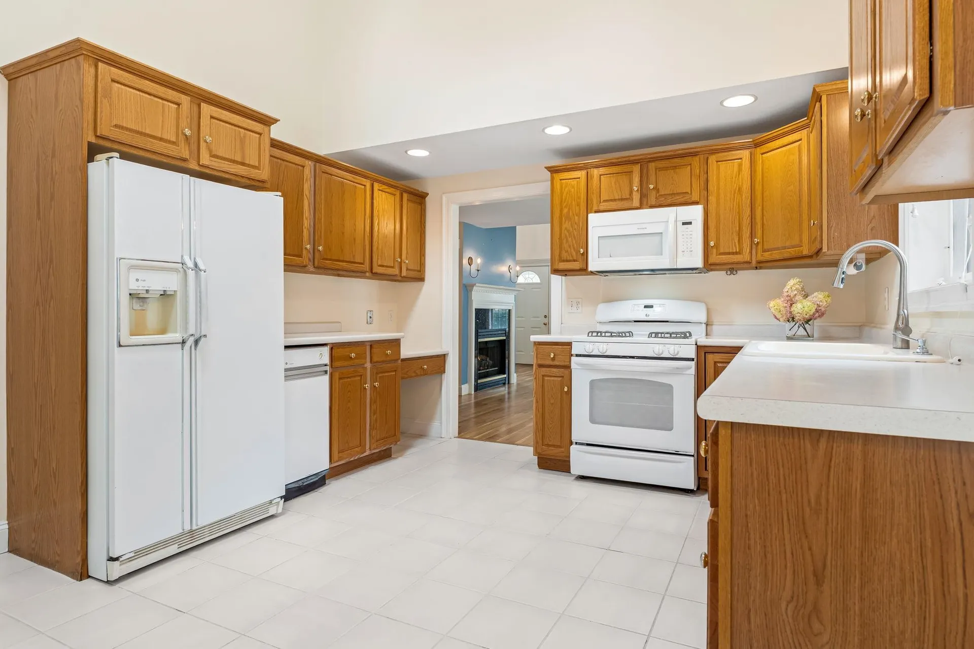 23 Hampton Meadows Hampton NH 03842