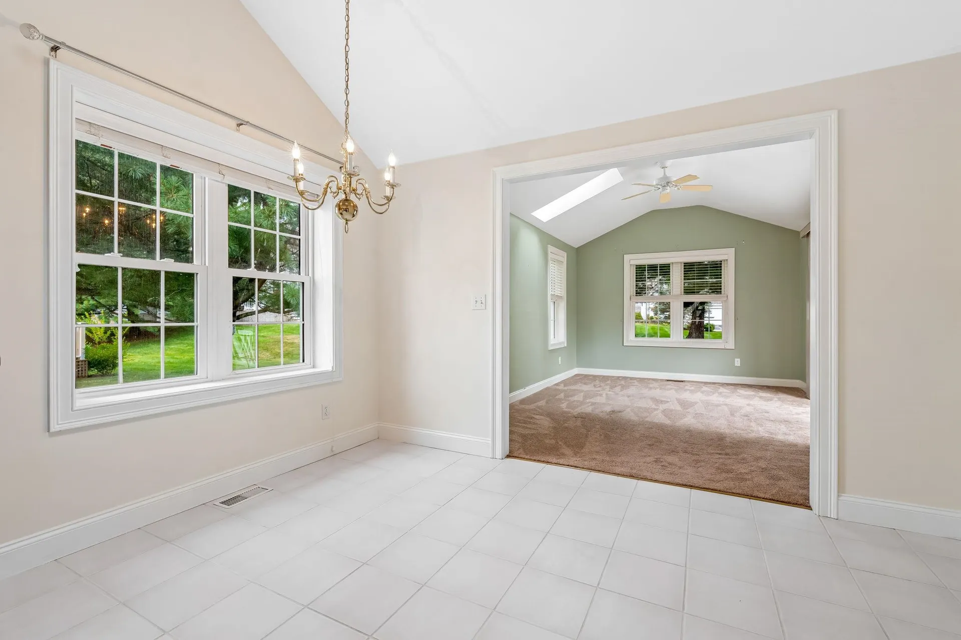 23 Hampton Meadows Hampton NH 03842