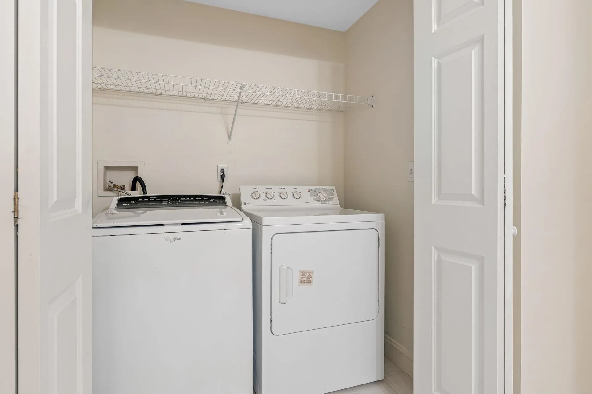 23 Hampton Meadows Hampton NH 03842