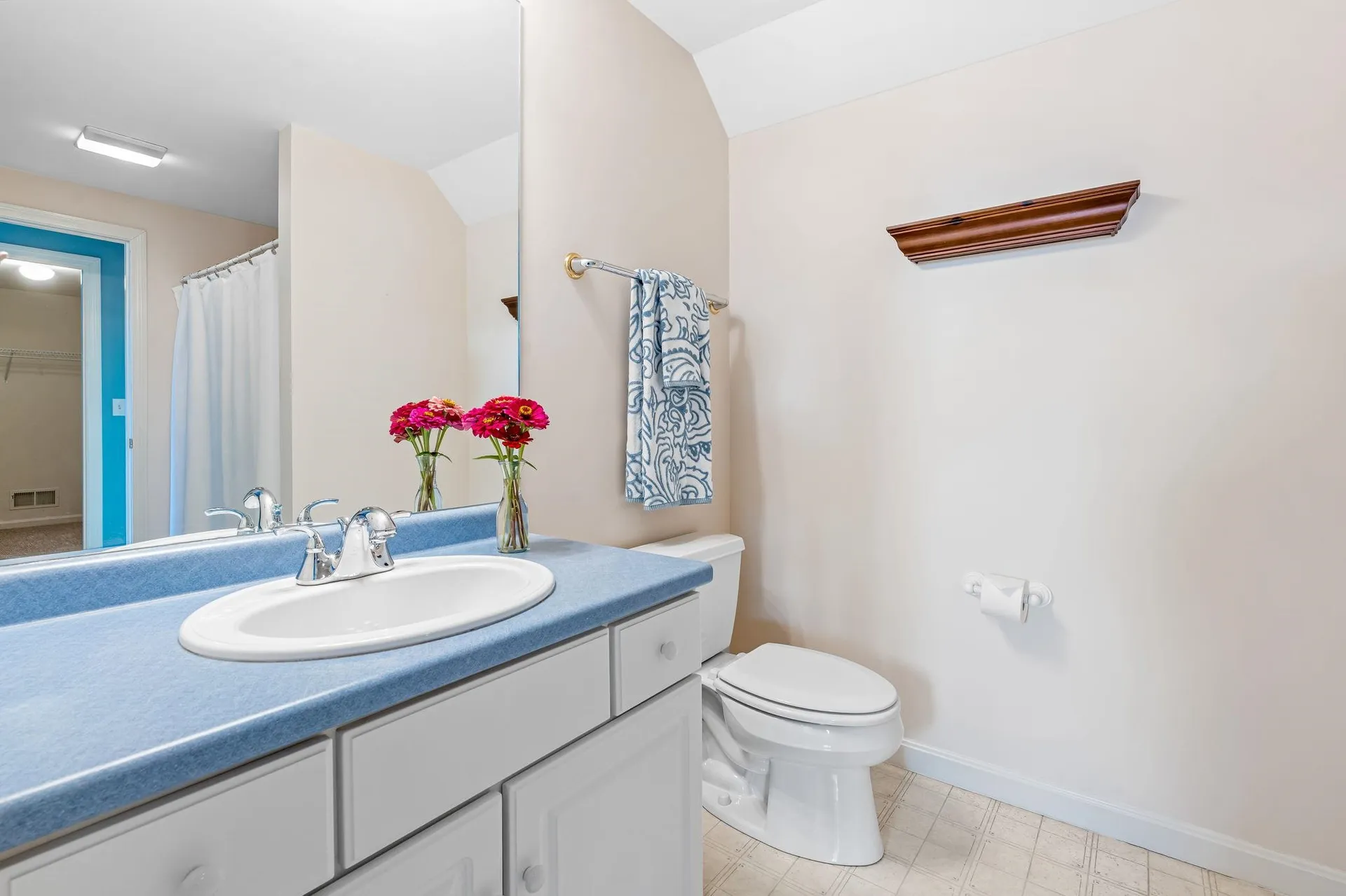 23 Hampton Meadows Hampton NH 03842