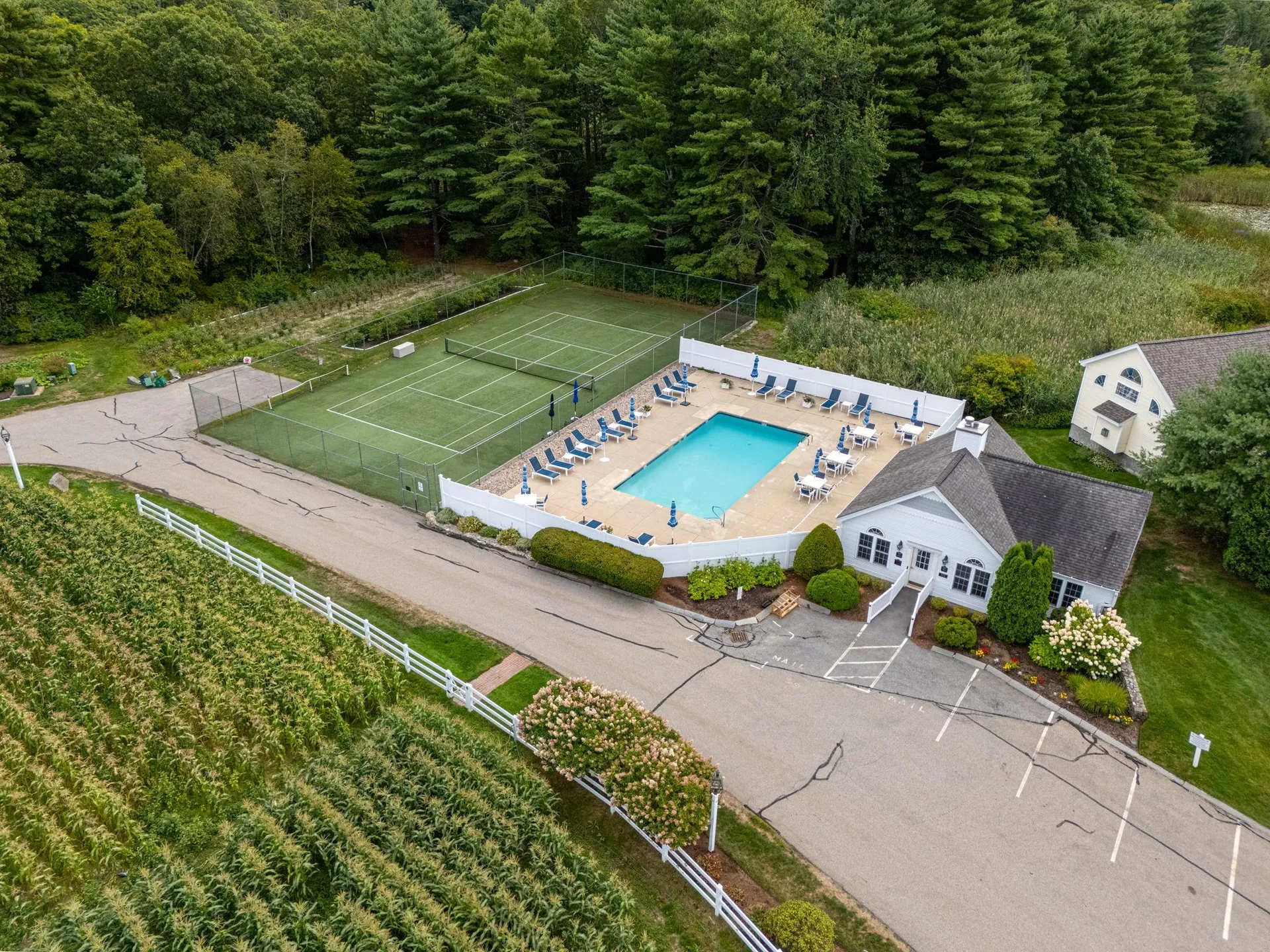 23 Hampton Meadows Hampton NH 03842