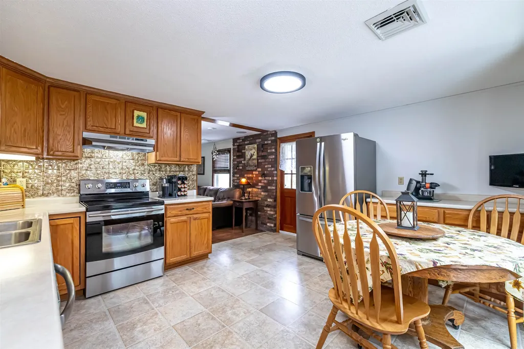 157 Summit Street Franklin NH 03235