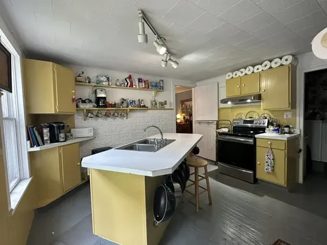 25 Grove Street Brandon VT 05733