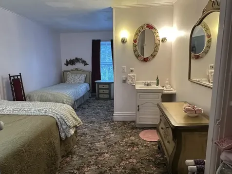 25 Grove Street Brandon VT 05733