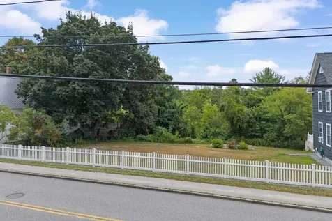 329 Front Street Manchester NH 03102