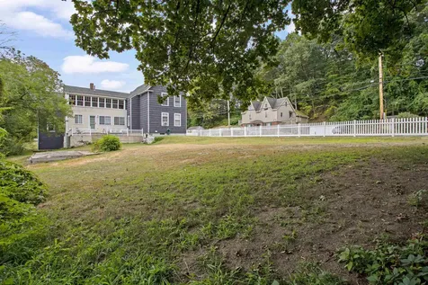 329 Front Street Manchester NH 03102