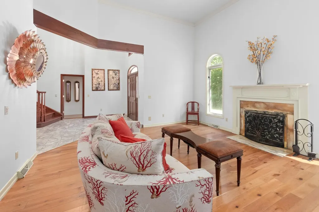 932 Mcnamara Road Dorset VT 05251