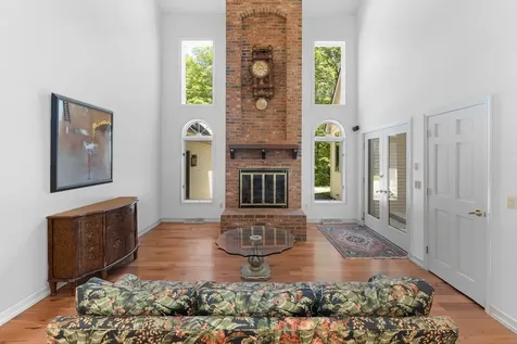 932 Mcnamara Road Dorset VT 05251