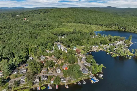 4 Milford Street Amherst NH 03031