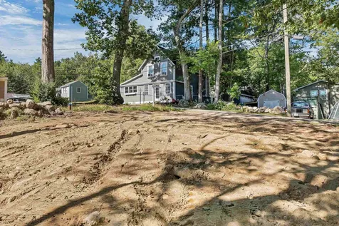 4 Milford Street Amherst NH 03031