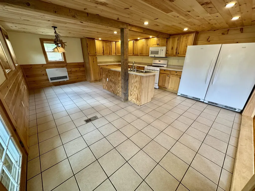 10347 Vermont Route 25 Corinth VT 05039