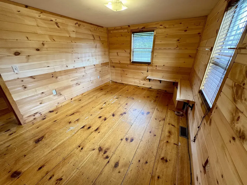 10347 Vermont Route 25 Corinth VT 05039