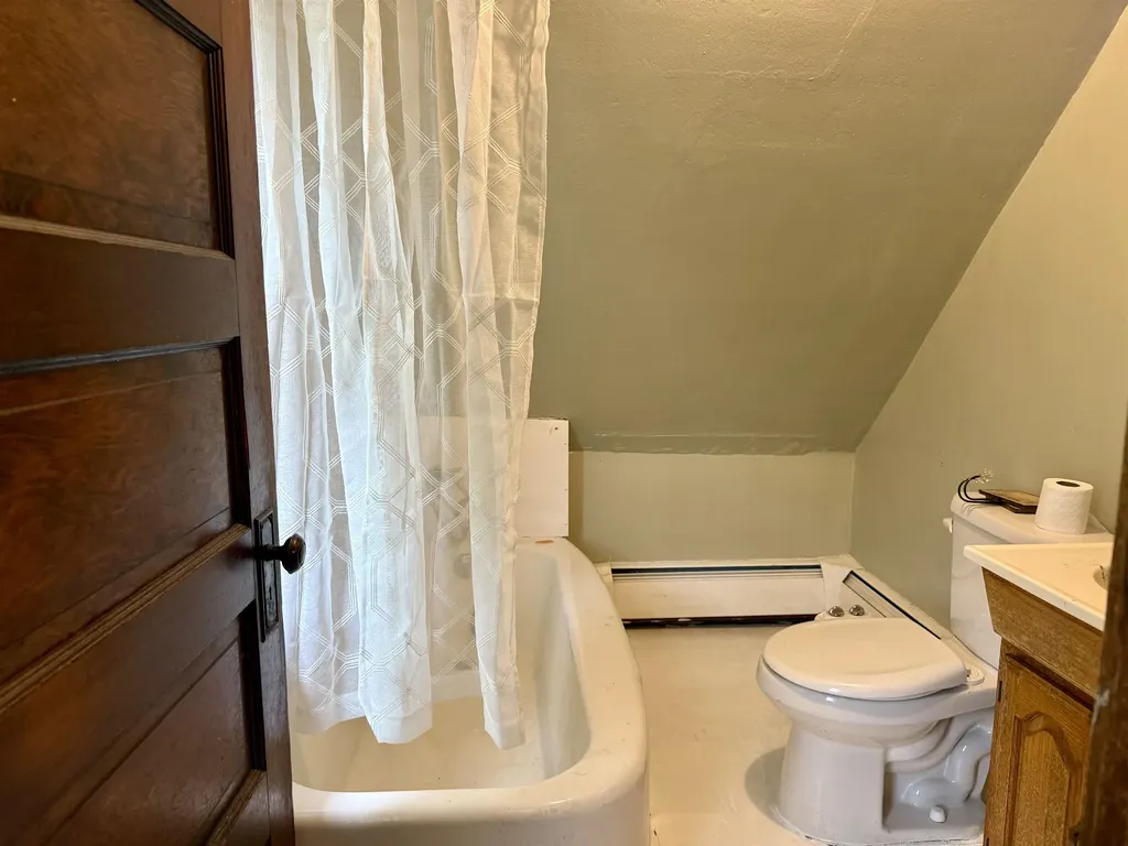 226 N. Main Street Bethel VT 05032