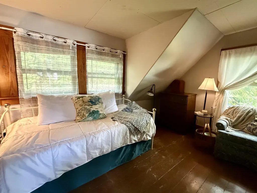 226 N. Main Street Bethel VT 05032