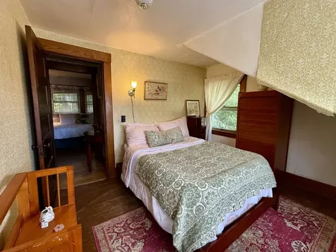 226 N. Main Street Bethel VT 05032