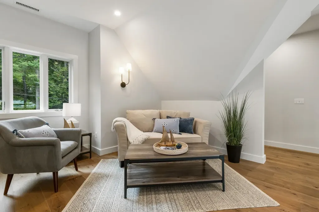 63 Varney Point Road Right Gilford NH 03249