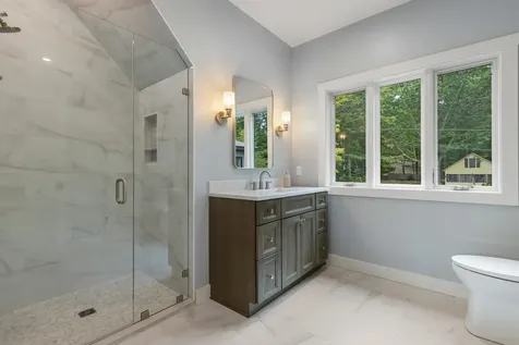 63 Varney Point Road Right Gilford NH 03249