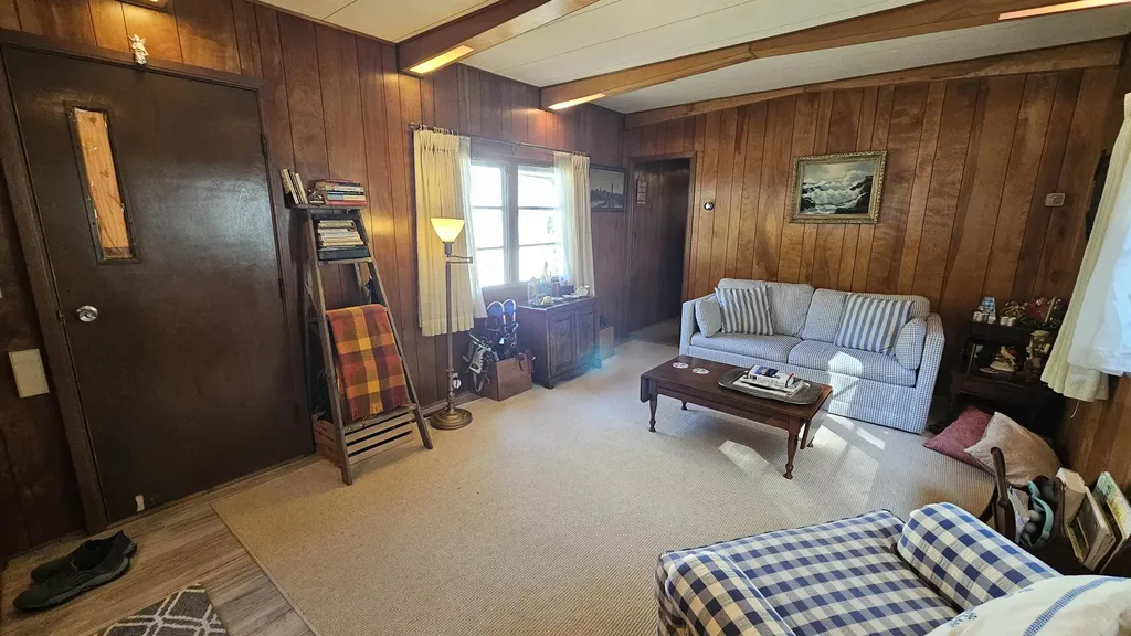 2080 Vt Route 30 Jamaica VT 05343