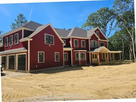 770 Chester Road Auburn NH 03032