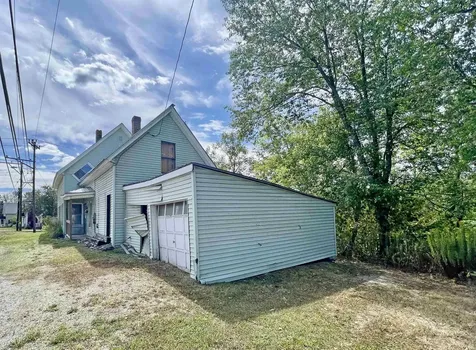 909 Washington Street Stewartstown NH 03576