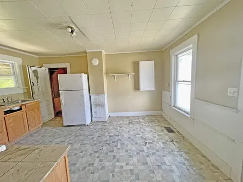 909 Washington Street Stewartstown NH 03576