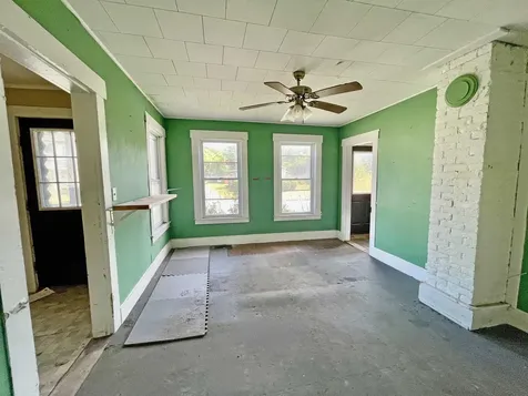 909 Washington Street Stewartstown NH 03576